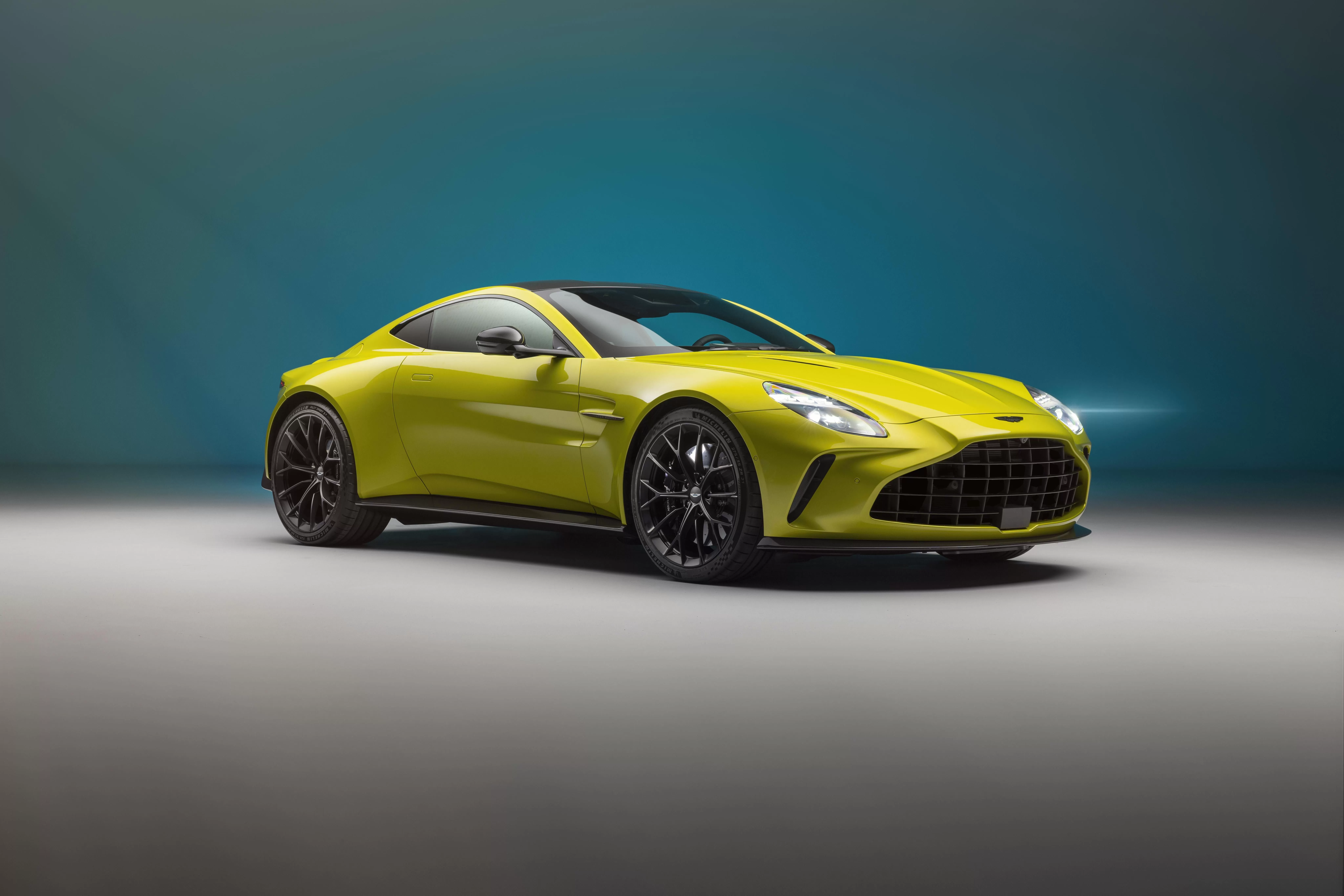 Aston Martin Vantage Volante 2025