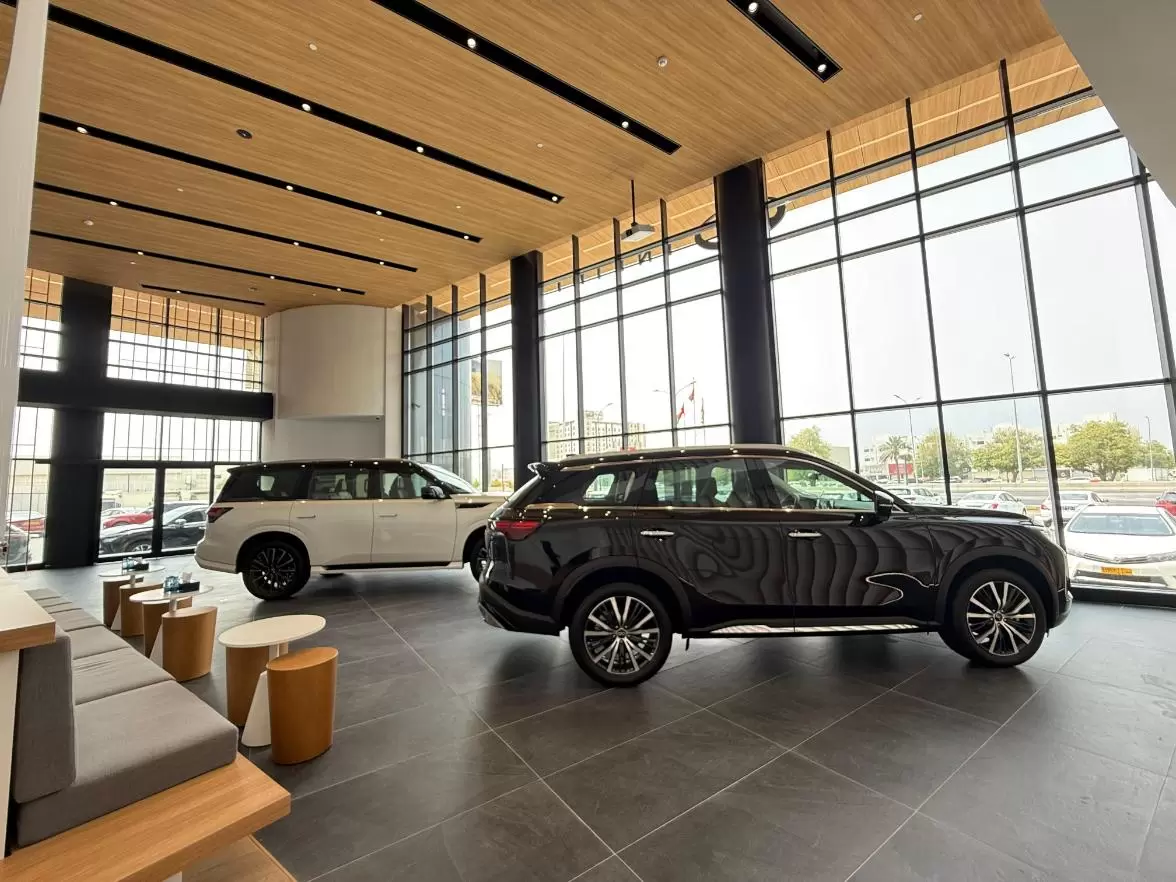 تفتتح صالة عرض جديدة لسيارات إنفينيتي في عُمان