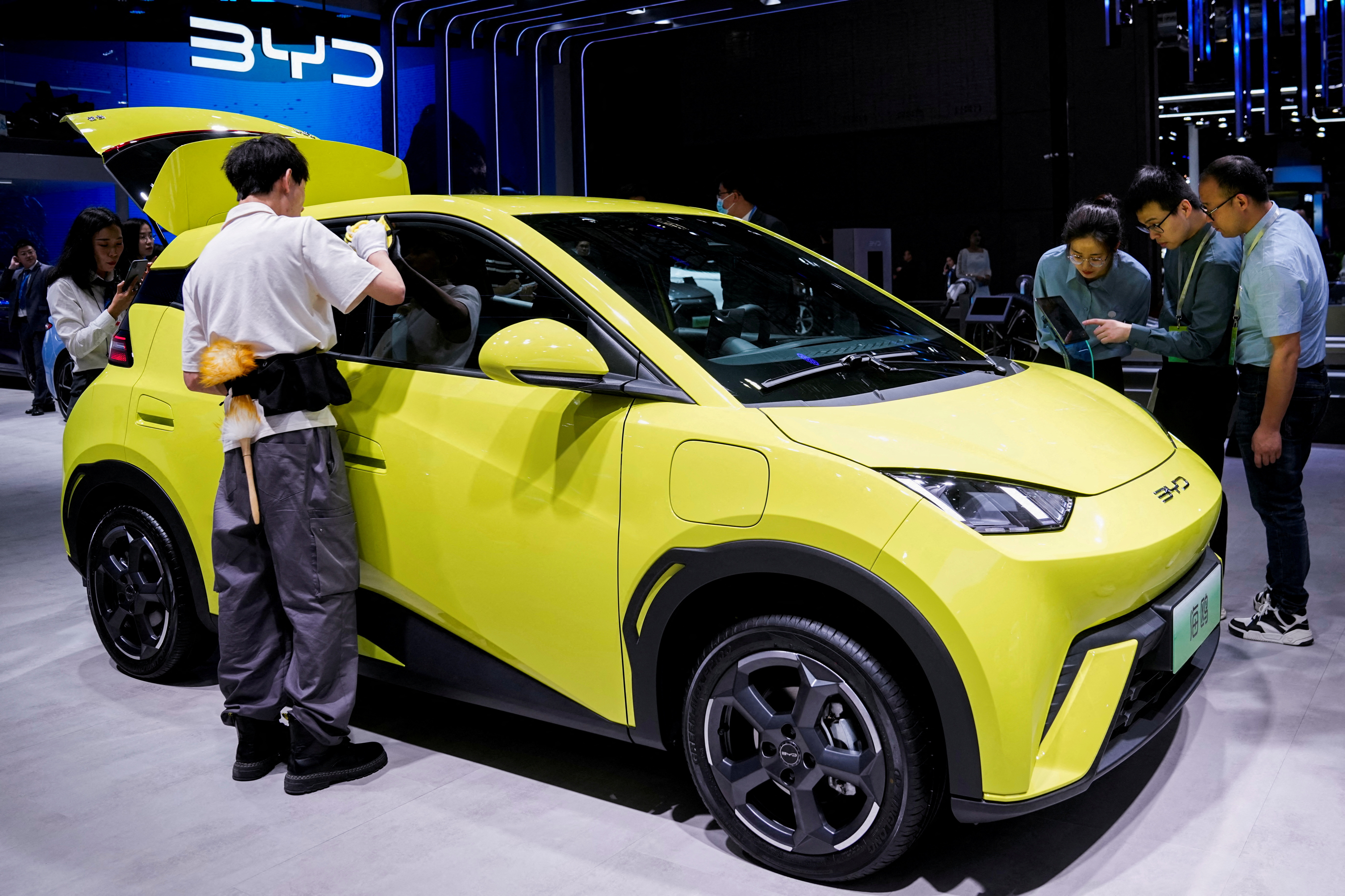 EV Expo 2025 Charging Stations & Parking Zones Near Festival Arena