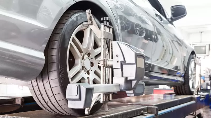 أهم علامات الحاجة لترصيص وضبط زوايا السيارة 