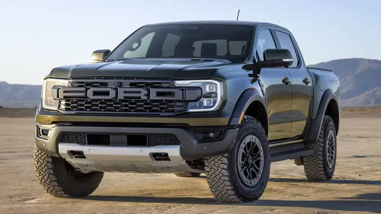 BYD Shark 6 vs Ford Ranger Raptor in UAE