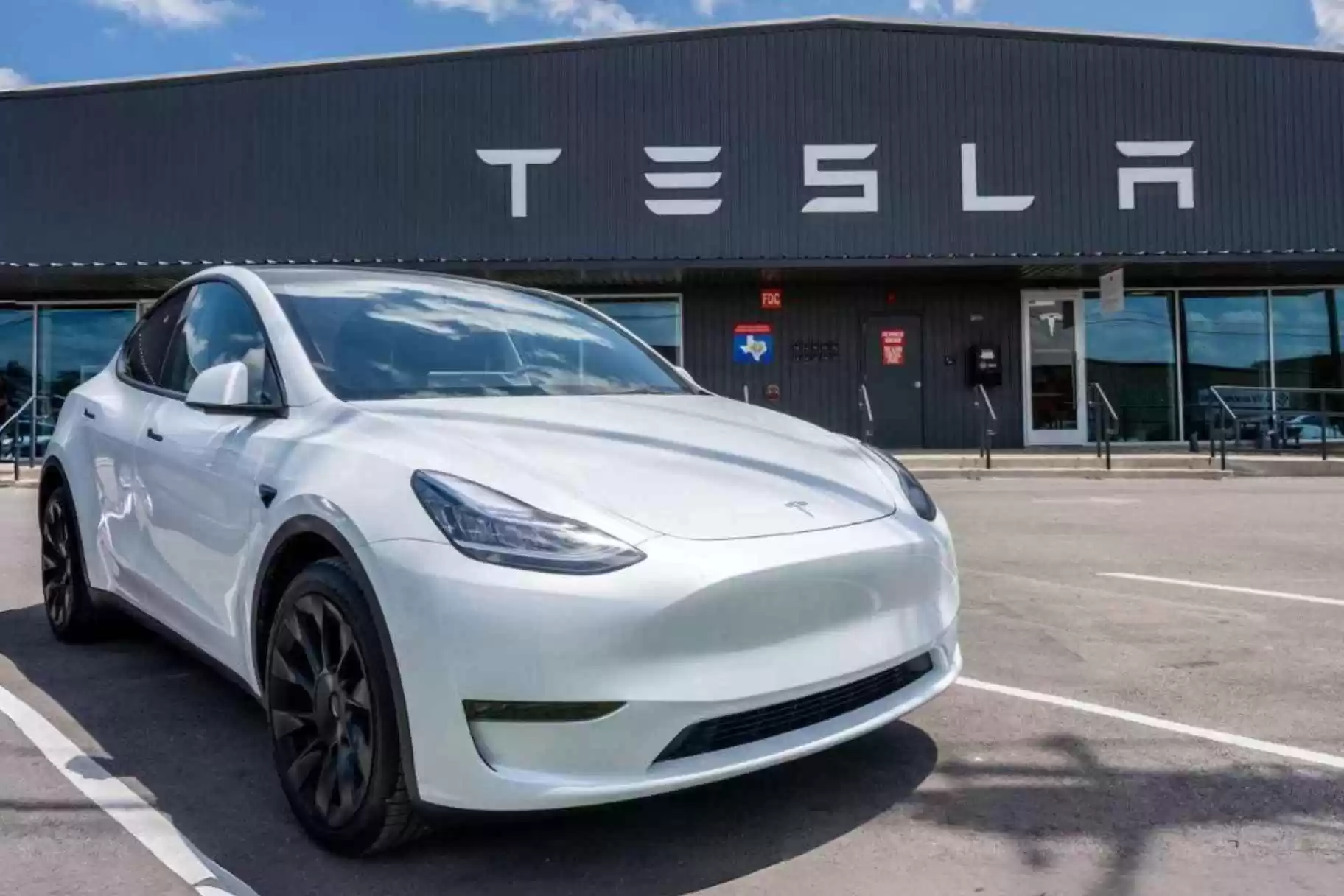 Tesla Showroom in Riyadh
