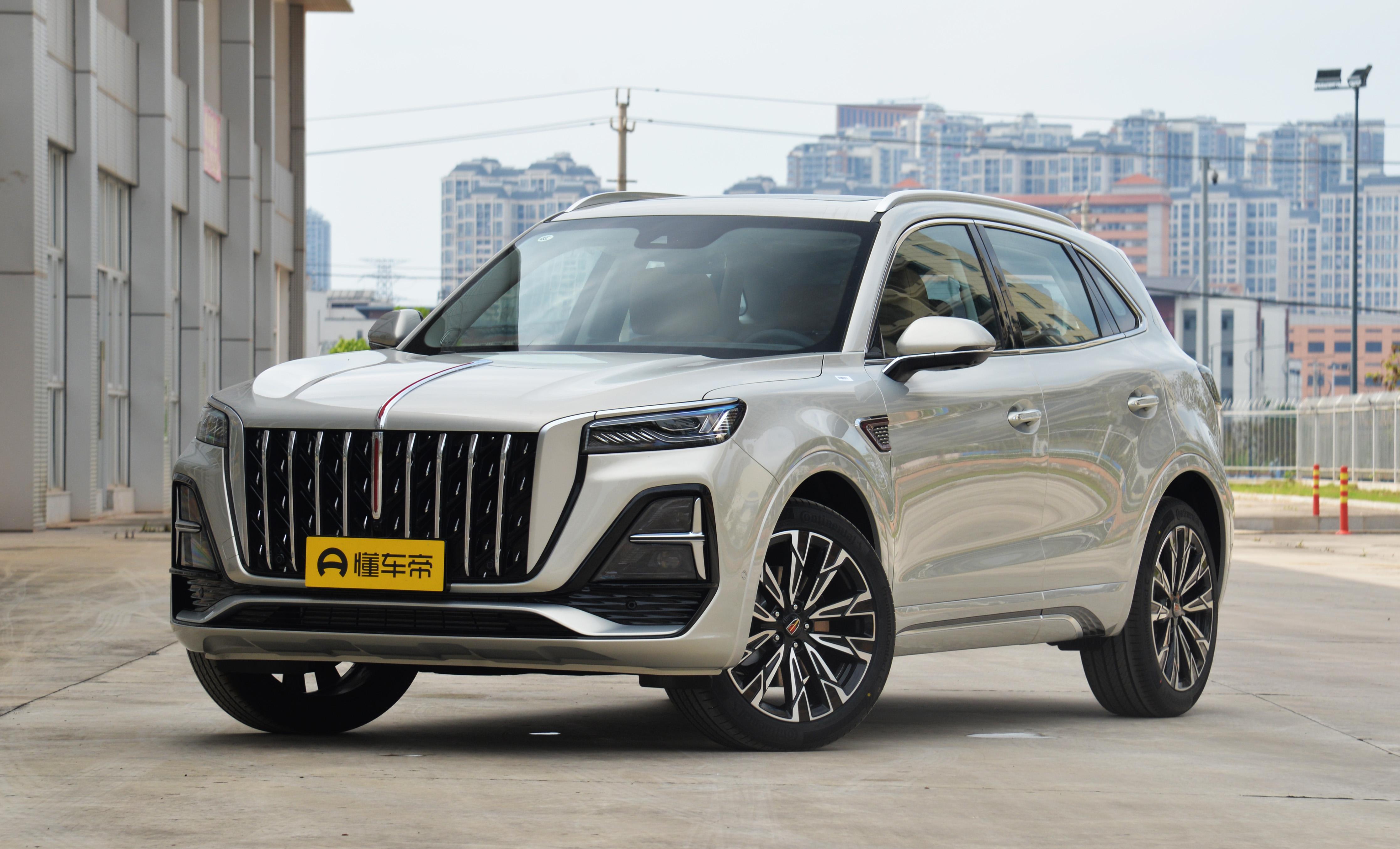 Hongqi HS5 2025 in the UAE