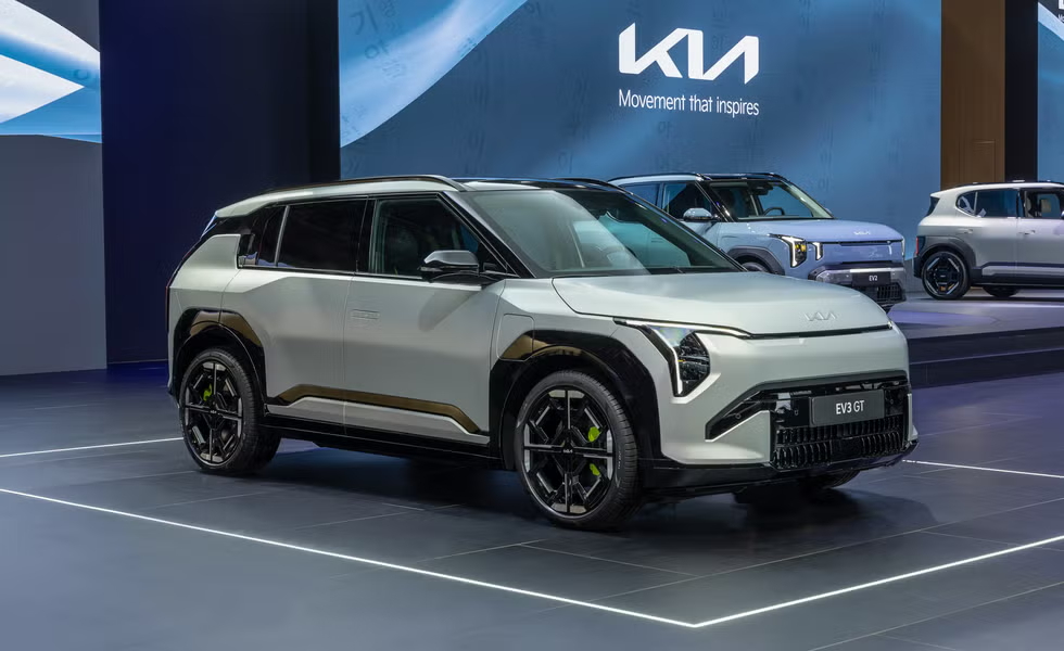 تعرف على كيا إي في 3 جي تي وإي في 4 جي تي وإي في 5 جي تي