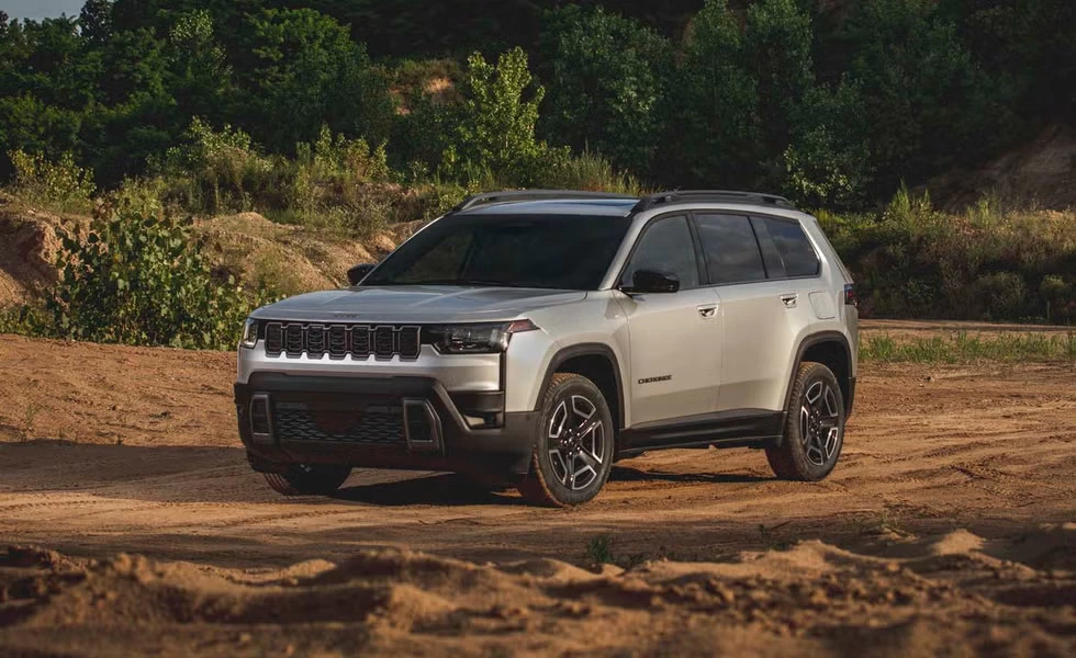 2026 jeep cherokee hybrid uae review