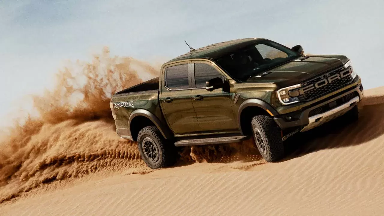 BYD Shark 6 vs Ford Ranger Raptor in UAE