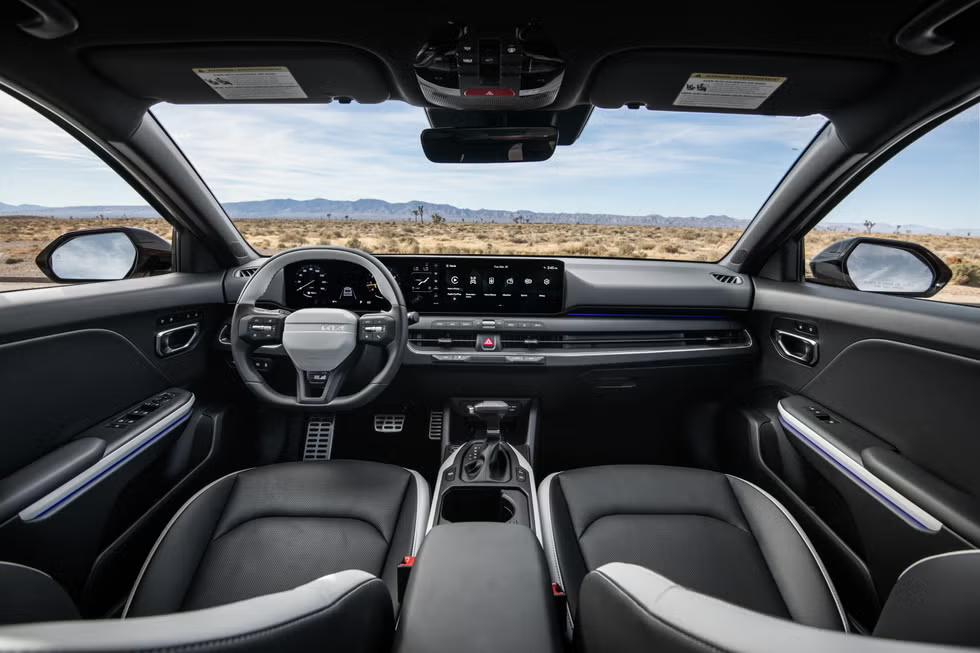 مراجعة كيا K4 هاتشباك 2026