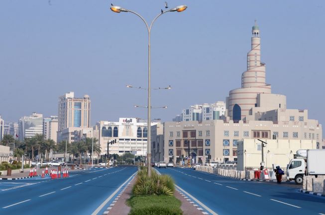 قوانين السرعة في دول مجلس التعاون الخليجي 2025