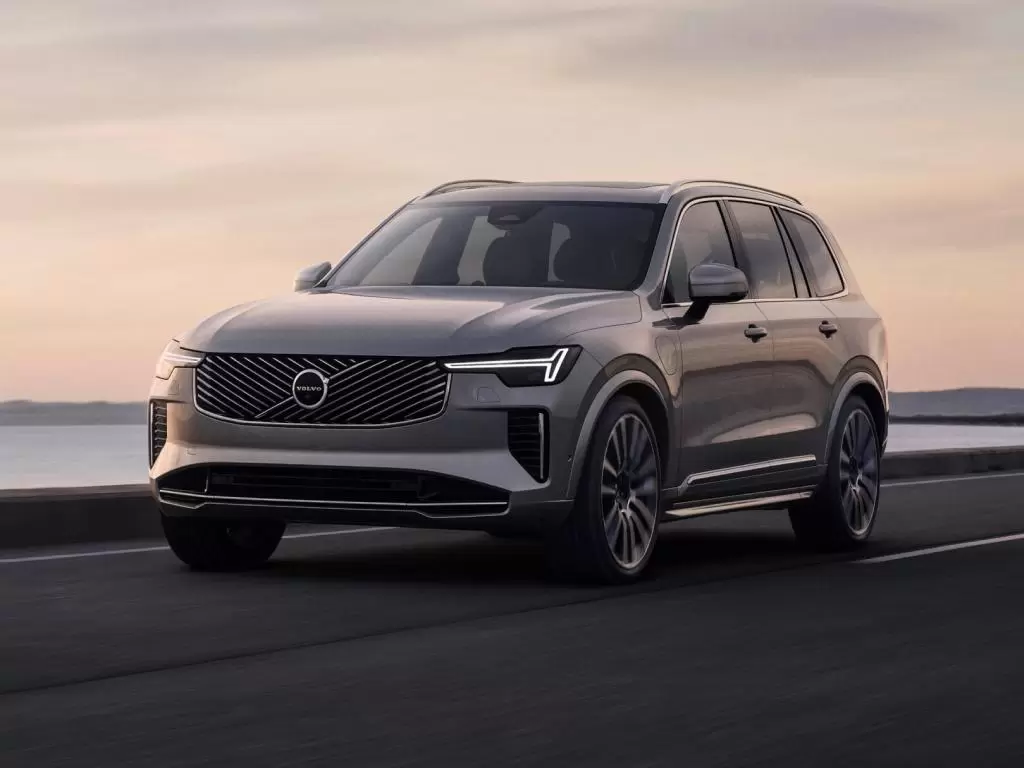 vovlo xc90 Top Plug In Hybrid Cars in the UAE 2025 2026