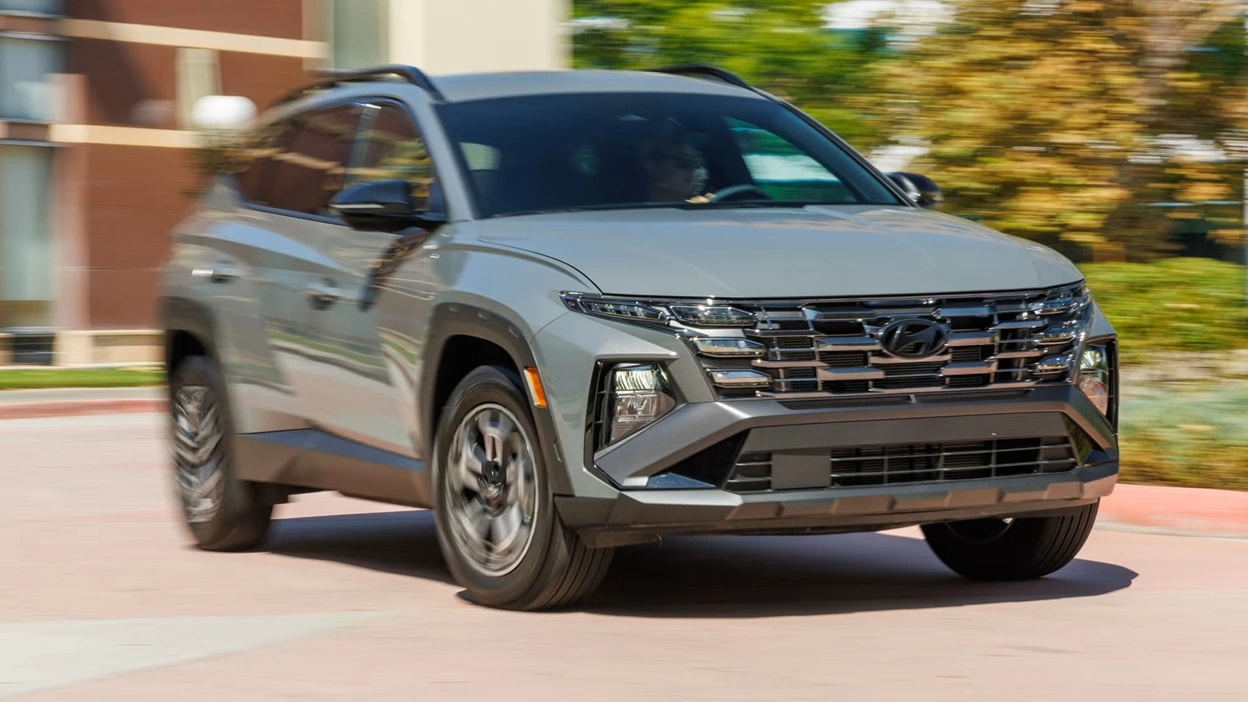 hyundai tucson uae