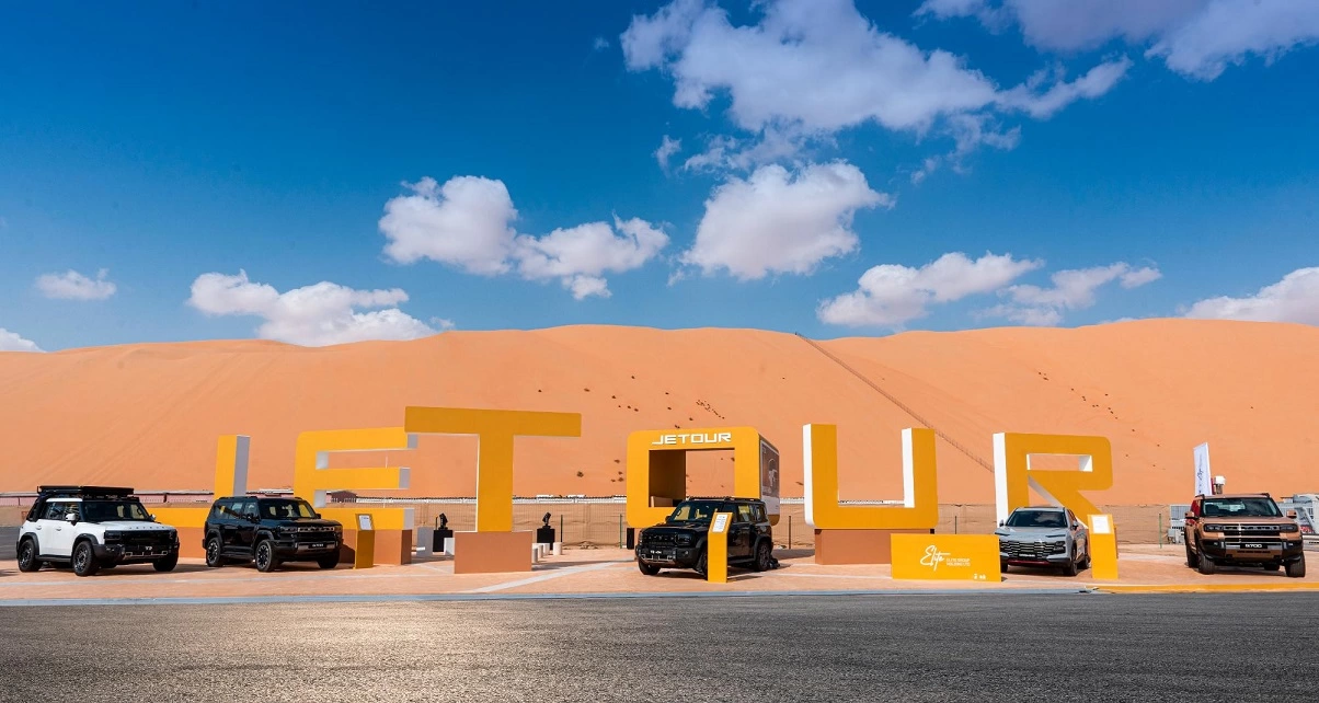 مشاركة مجموعة النخبة وجيتور في مهرجان ليوا الدولي 2026