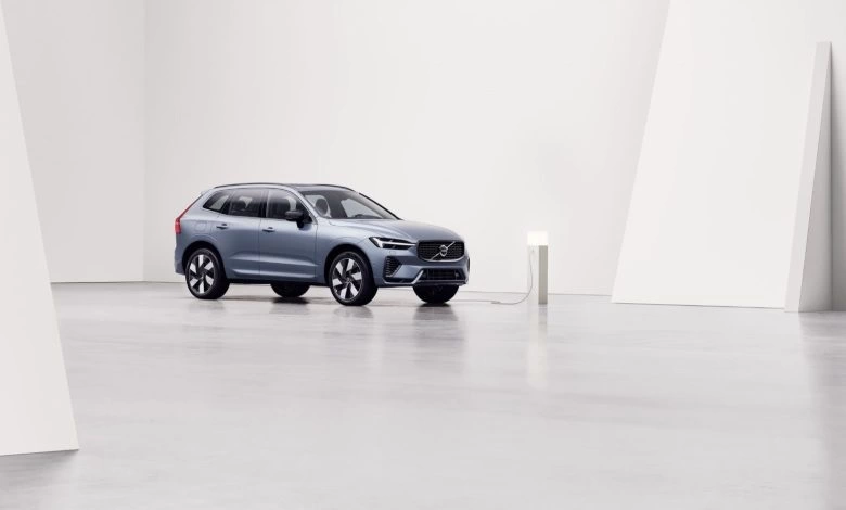 Volvo Launches XC90 Models
