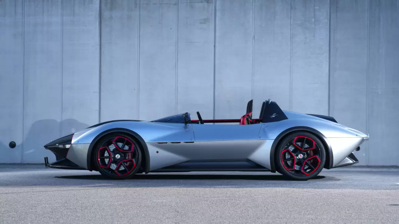 FAST F61H Hydrogen V12 Supercar Launched in the UAE