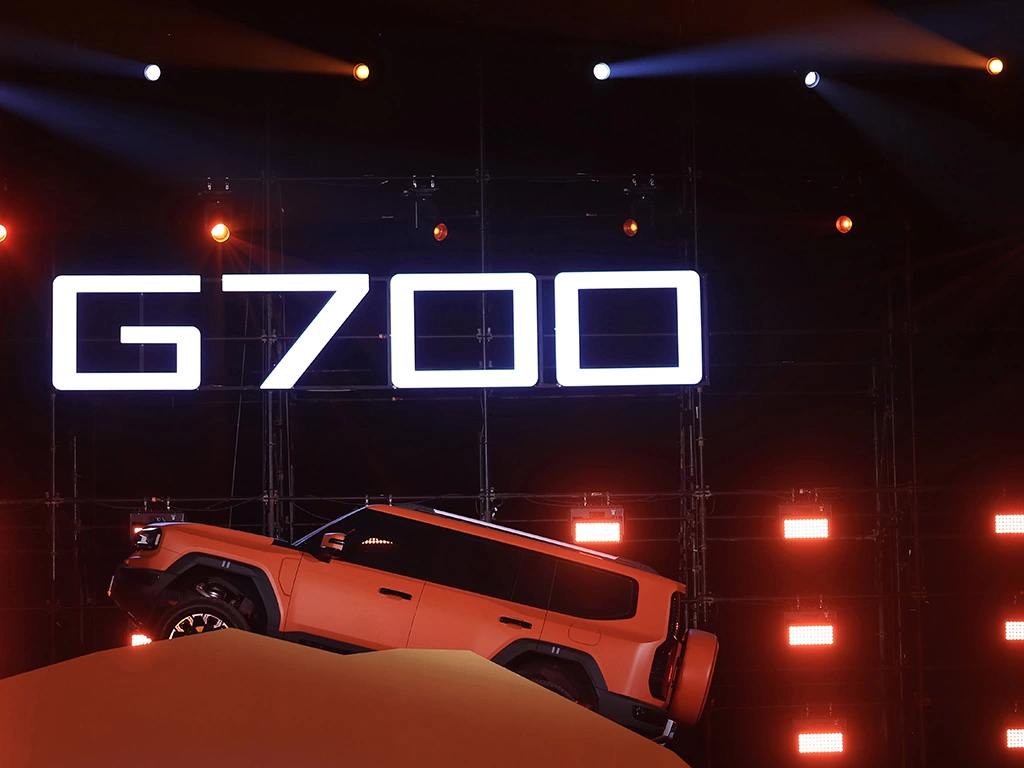 jetour g700 global debut dubai