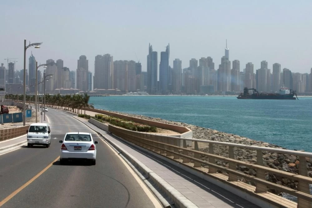 Monthly car rental Dubai Oktan Rent UAE