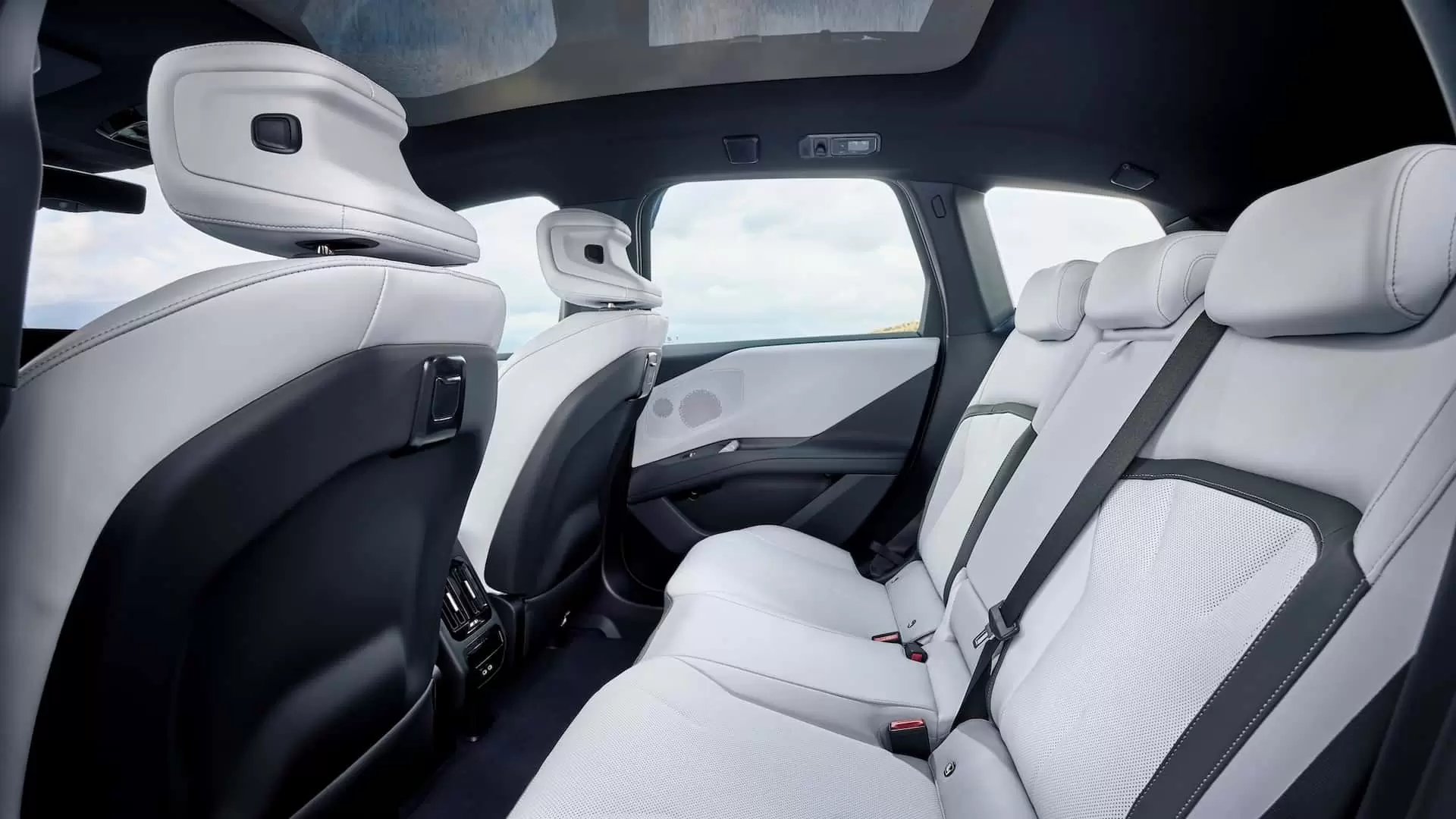 new ix3 neue klasse reveal