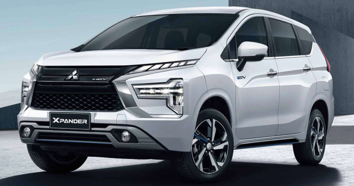 2025 Mitsubishi Xpander exterior