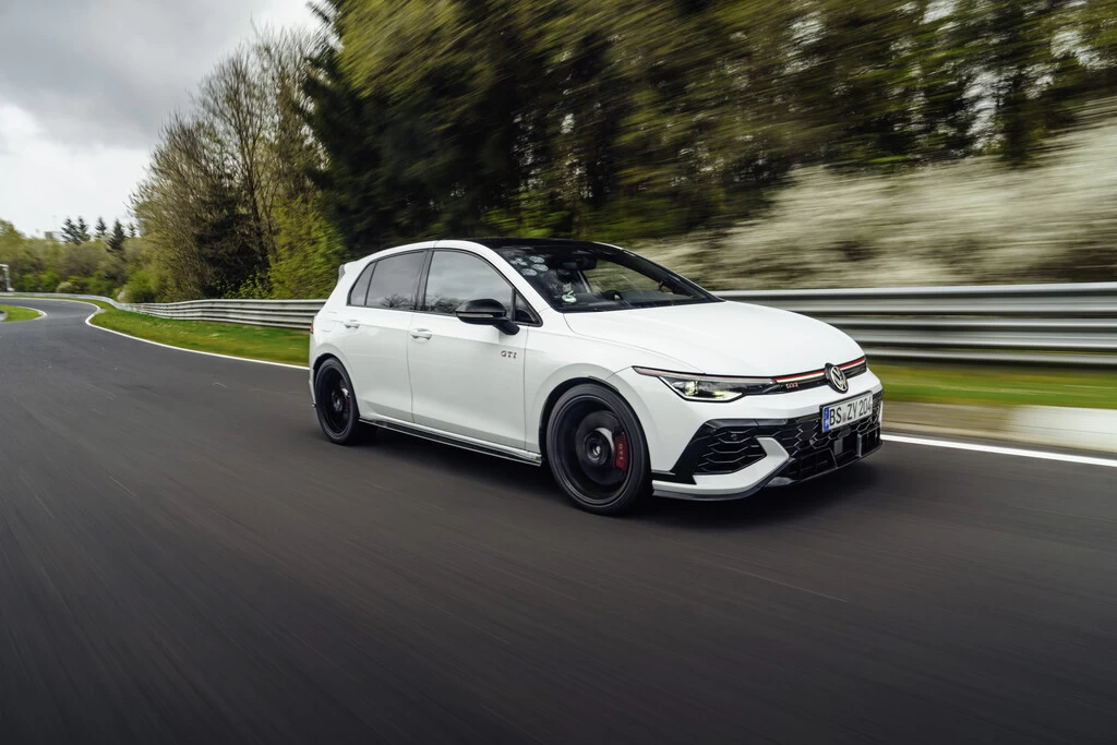 فولكس فاجن جولف GTI Edition 50 رقم قياسي في نوربورغرينغ