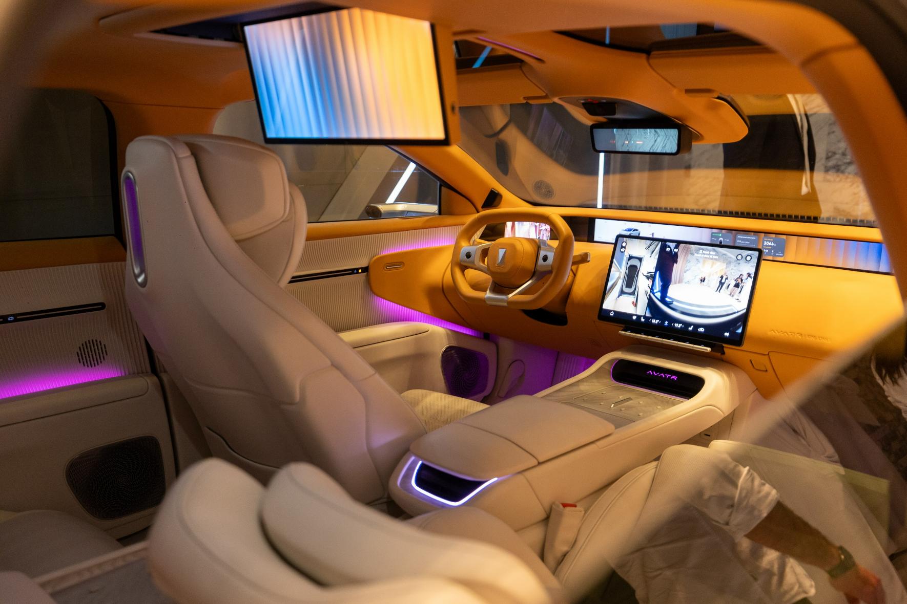 avatr 11 interior