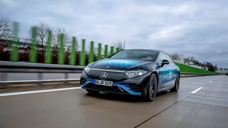 mercedes v8 v12 engine future