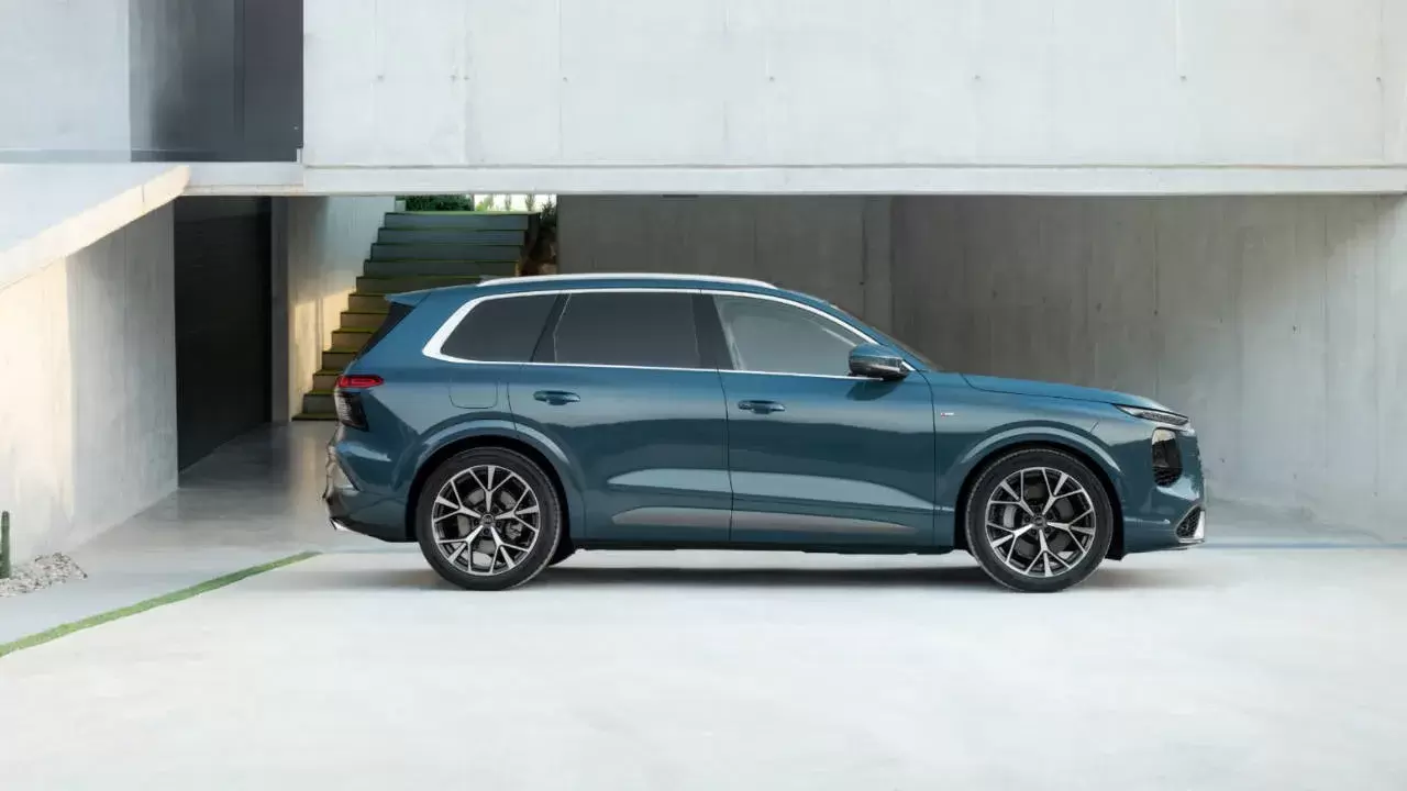 2027 Audi Q7 in the UAE