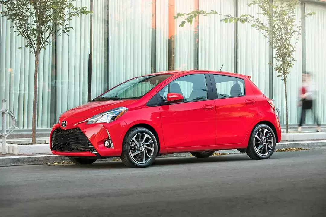 Toyota Yaris (Hatchback)