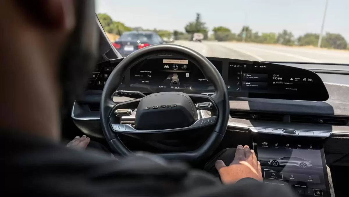 Lucid Automatic Lane Changing Coming July 30