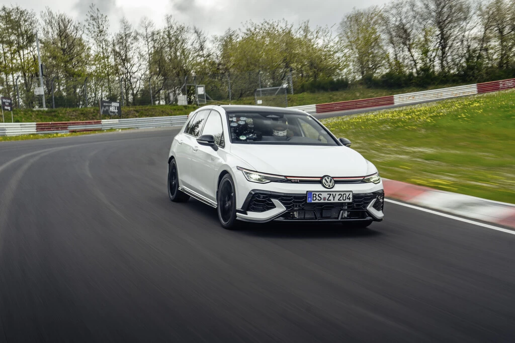 فولكس فاجن جولف GTI Edition 50 رقم قياسي في نوربورغرينغ