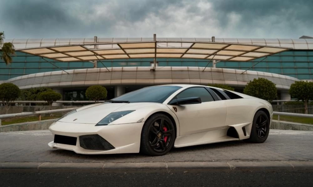Monthly car rental Dubai Oktan Rent UAE