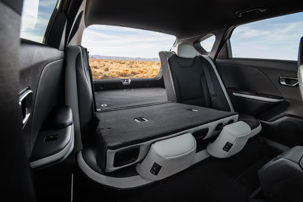 مراجعة كيا K4 هاتشباك 2026