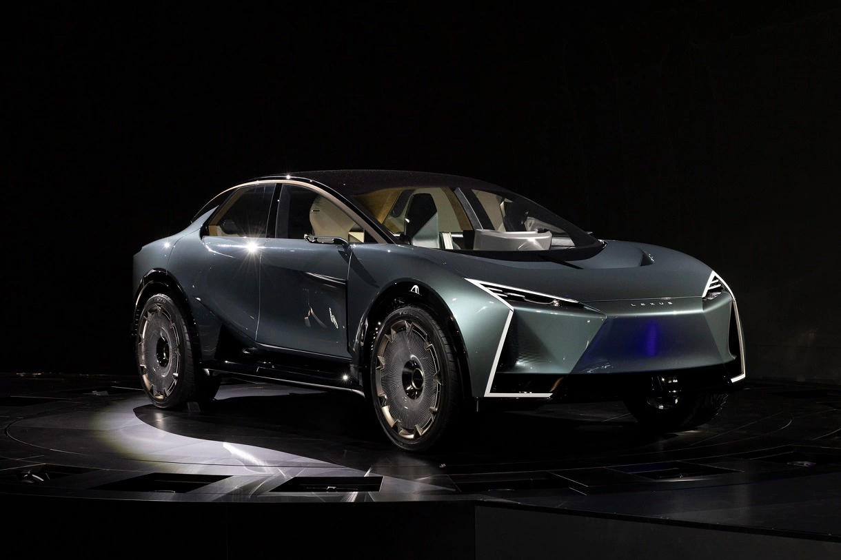 Lexus unveils the future of luxury at Japan Mobility Show 2025