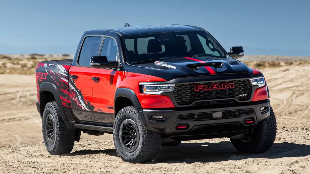 أفضل نظام دفع بنزين، هجين أو كهربائي في الإمارات ٢٠٢٦