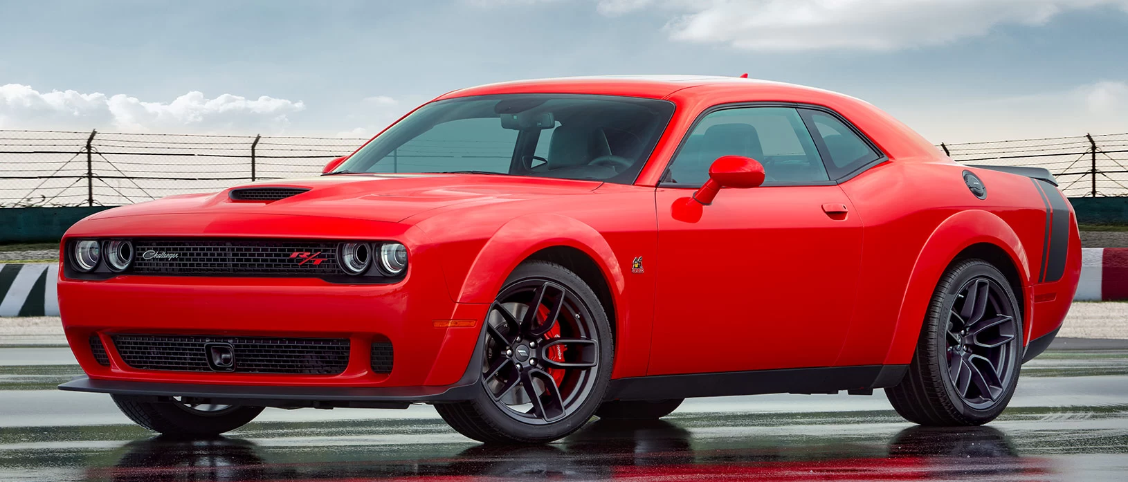 dodge challenger Best Used American Cars In The UAE
