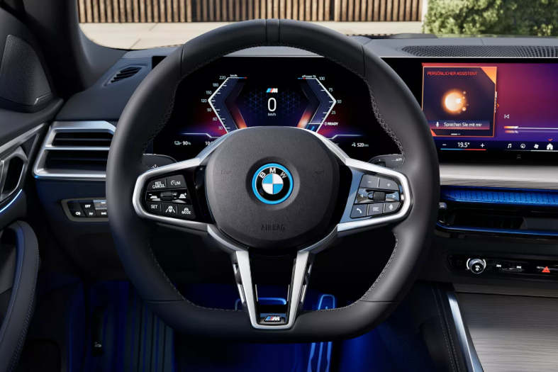 تحديثات BMW i4 2026