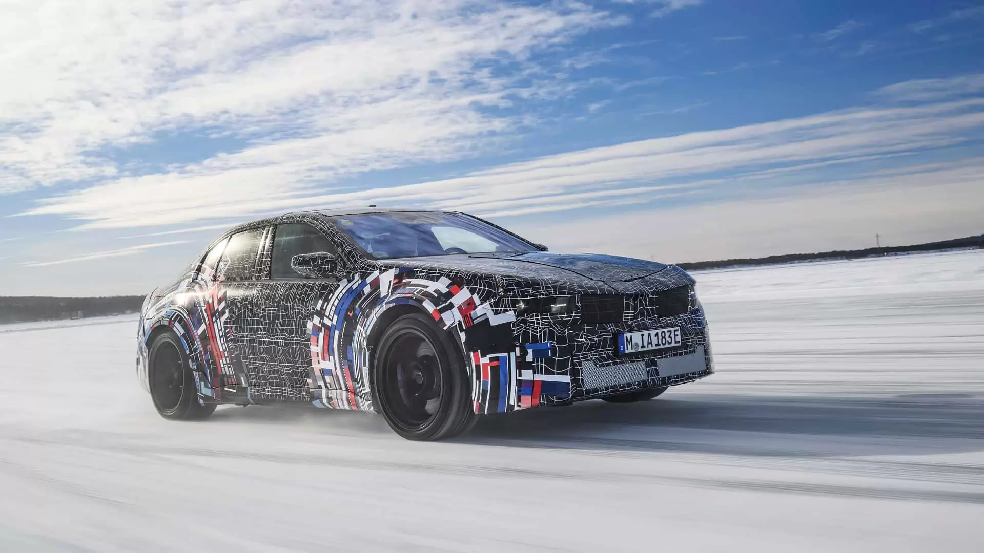 بي إم دبليو إم 3 الكهربائية 2027