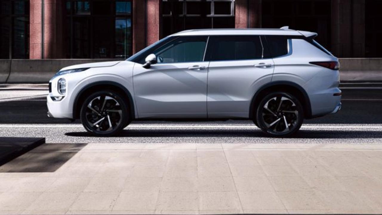 Mitsubishi Outlander 2025 Exterior