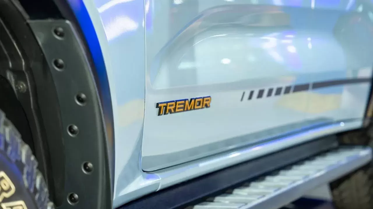 إطلاق فورد إفريست ٢٠٢٦ بمحرك في ٦ تريمر في الإمارات