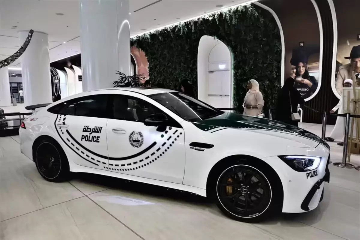 dubai police mercedes amg eqs fleet uae news