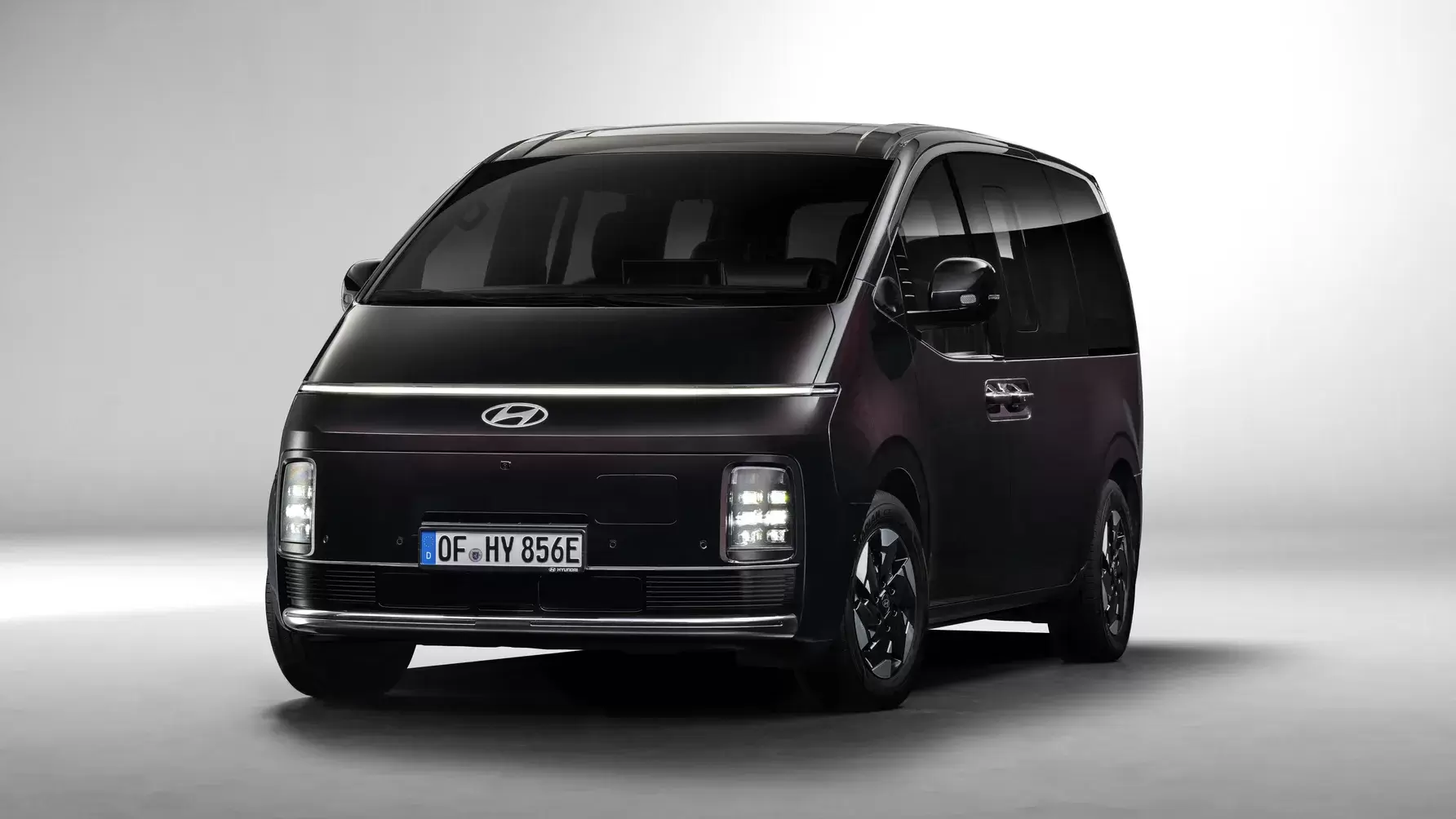 هيونداي ستاريا الكهربائية