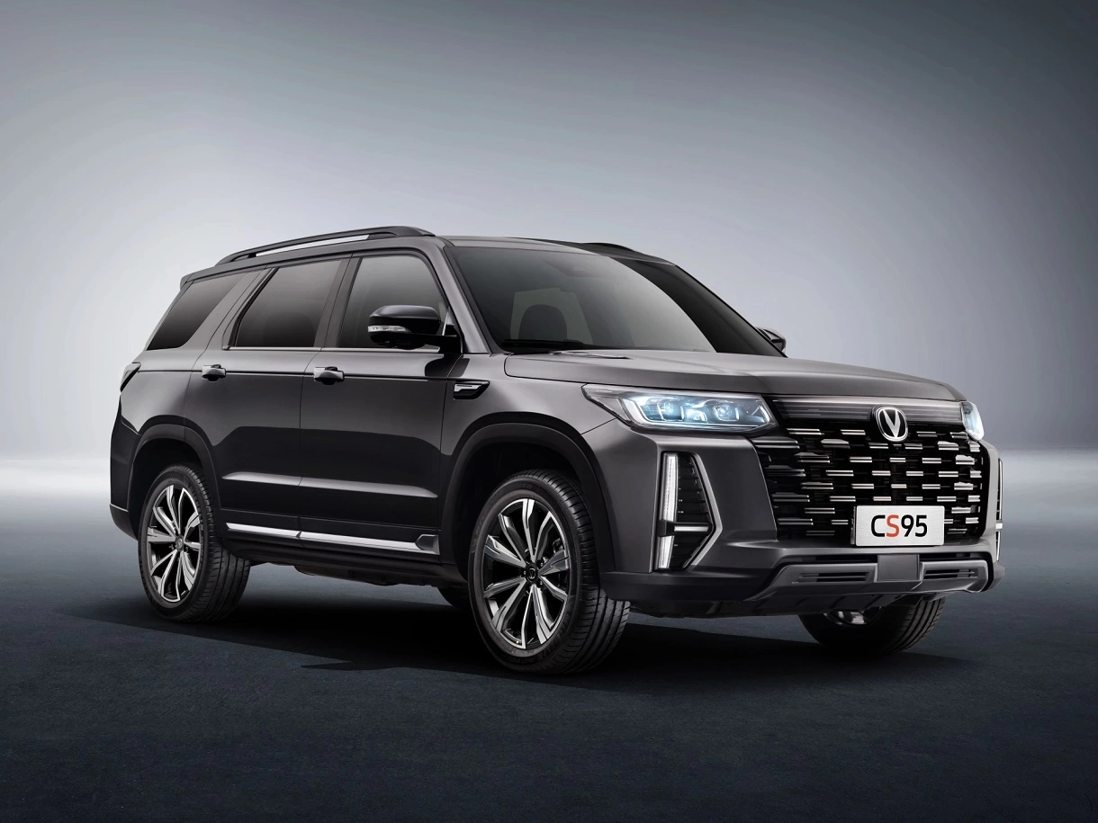 Best 7 seater Chinese cars in UAE