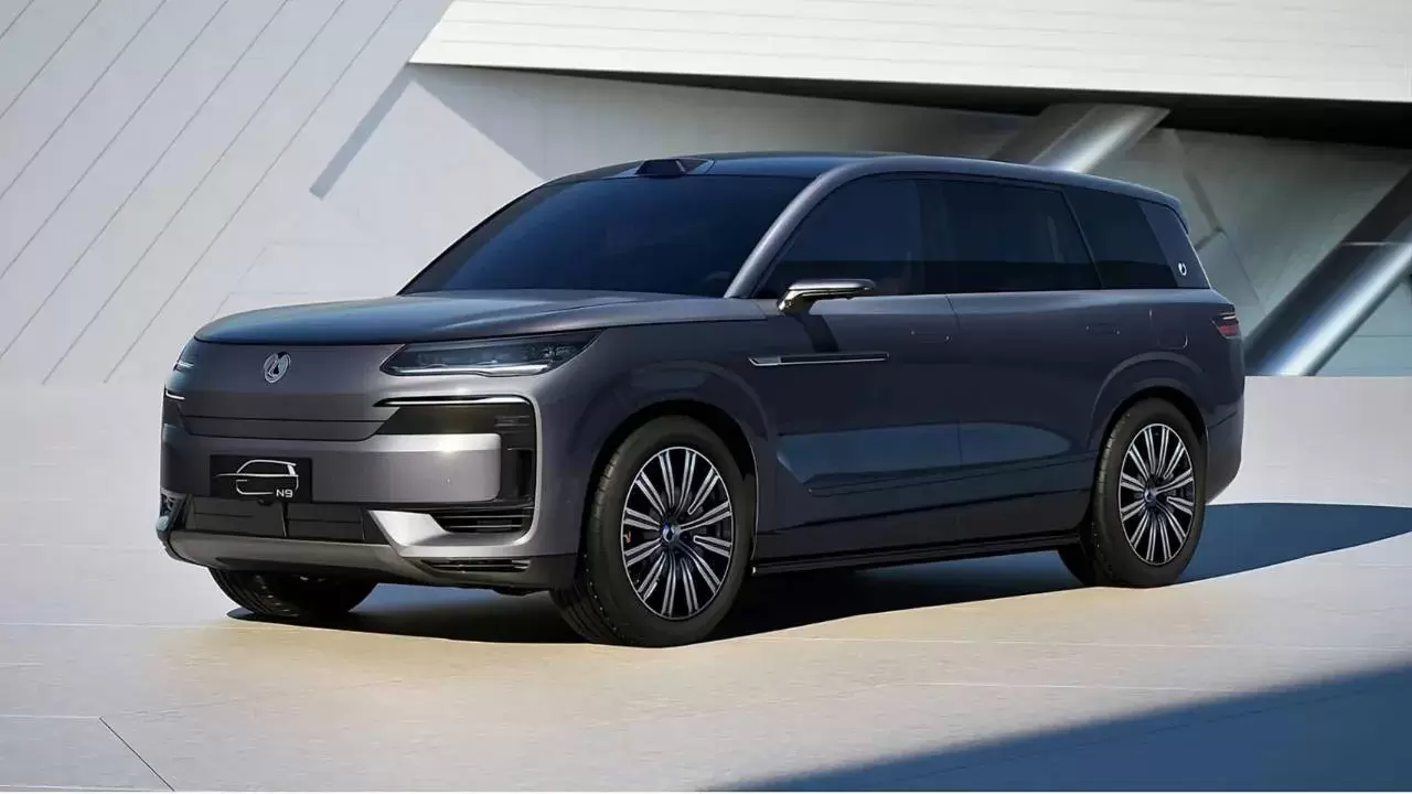 new denza b5 b8 uae launch