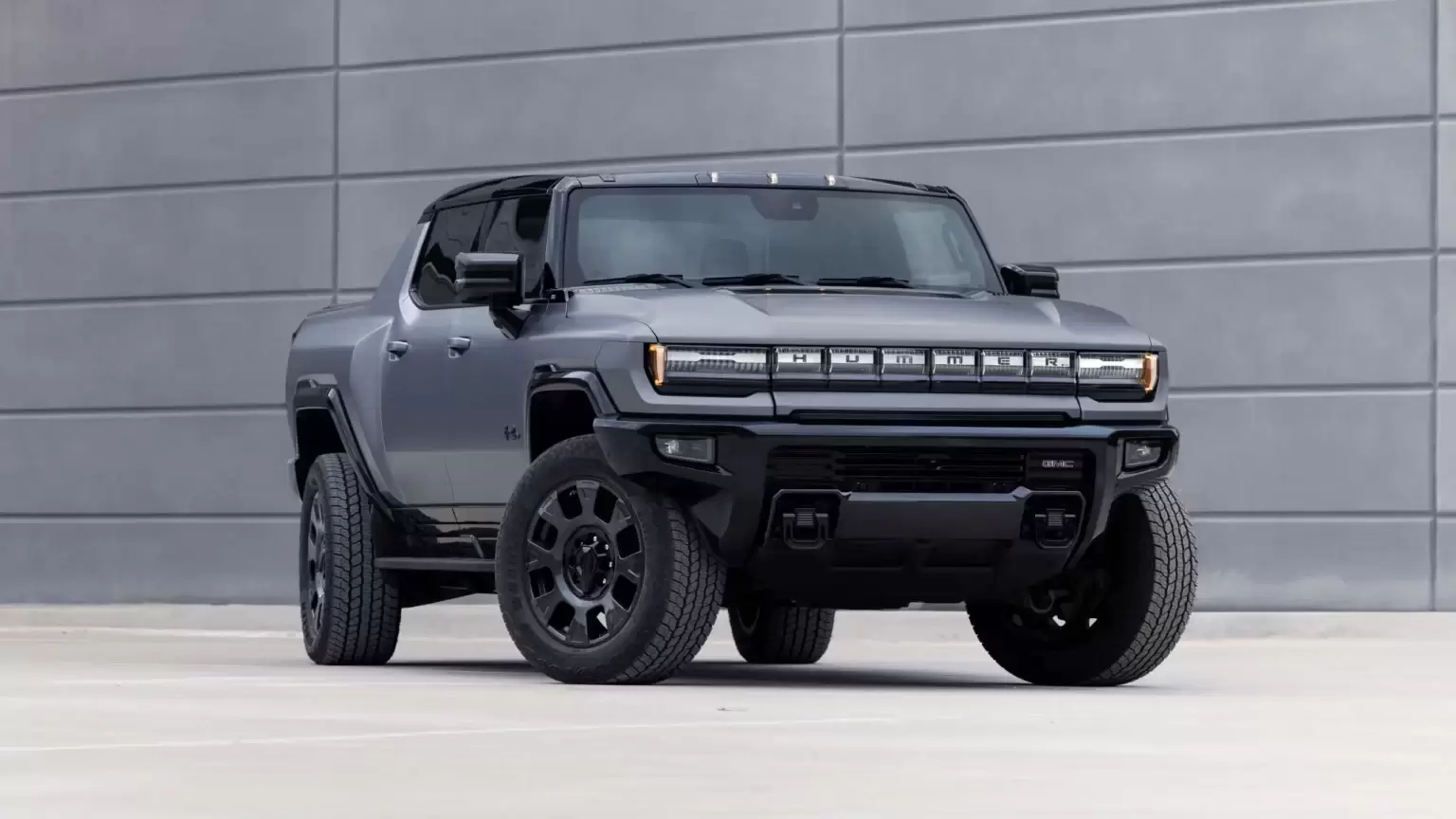 gmc hummer ev uae
