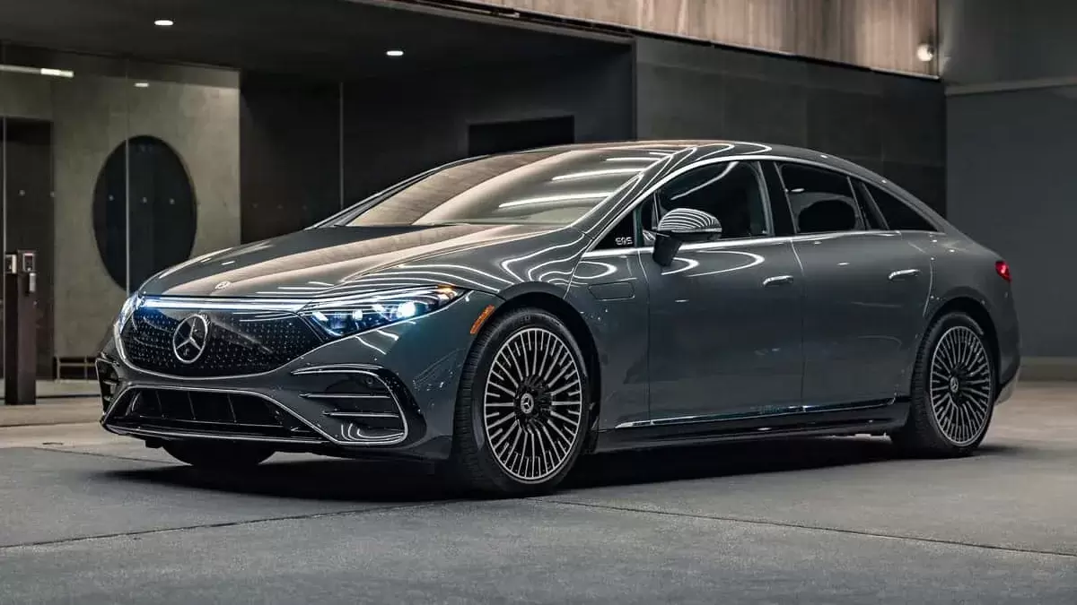 مرسيدس بنز EQS الإمارات