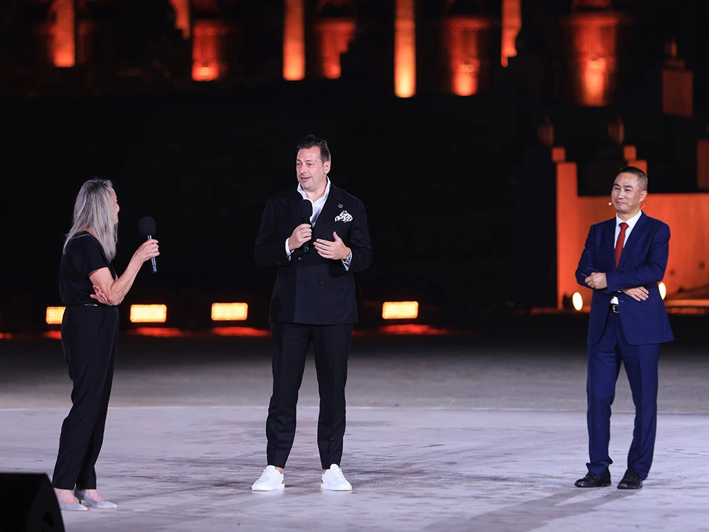 jetour g700 global debut dubai