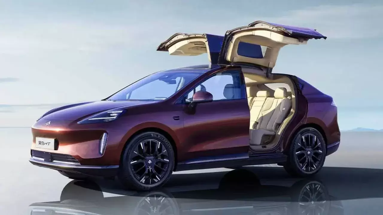 top 10 best evs uae 2025 launch