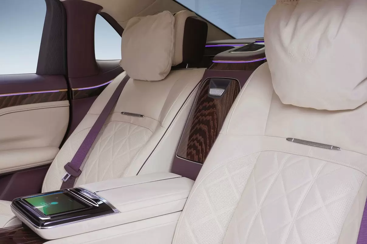 hongqi Why UAE Ultra-Luxury Car Buyers are Exploring New Marques 