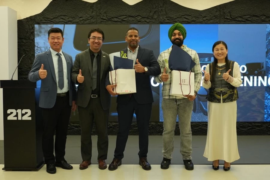 212 موتور وليجيند موتورز تعزّزان حضورهما في الإمارات بافتتاح المعرض الرسمي في دبي