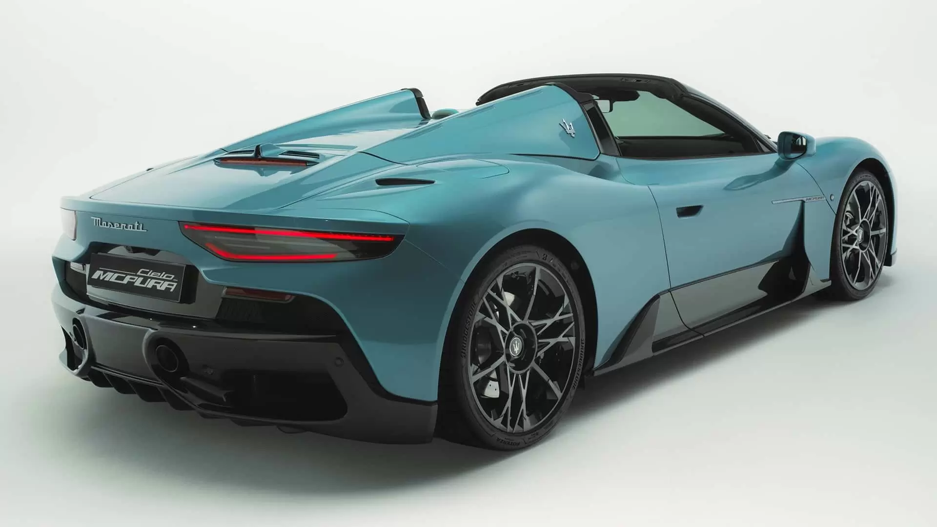 maserati mcpura mc20 evolution